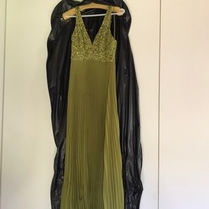 Evening gown by Basix II